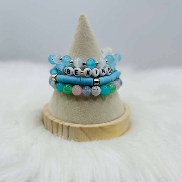 “Be Kind” Arm Candy Beaded Bracelet -  Cool Colors theme - Picture 2 of 6